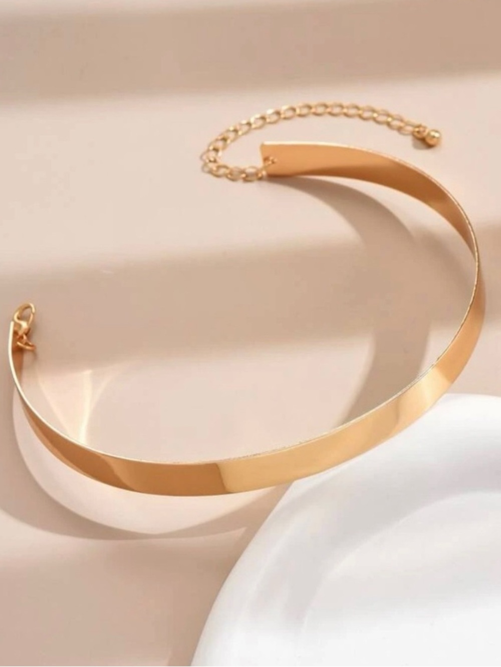 Classic Gold Metal Choker Necklace - Women's Statement Jewelry - Picture 3 of 4